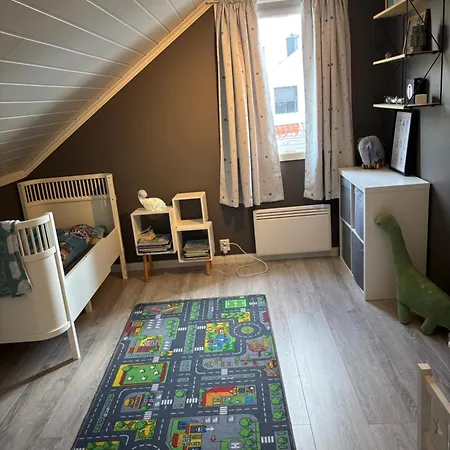 Romslig Familiehus Pa Sorlandskysten Holiday home