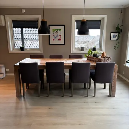 Romslig Familiehus Pa Sorlandskysten * Kristiansand